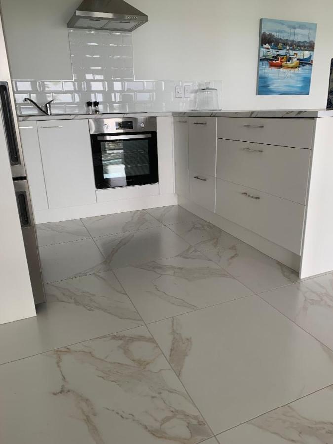 Sea Veiws Kaha Place Russell Exteriör bild